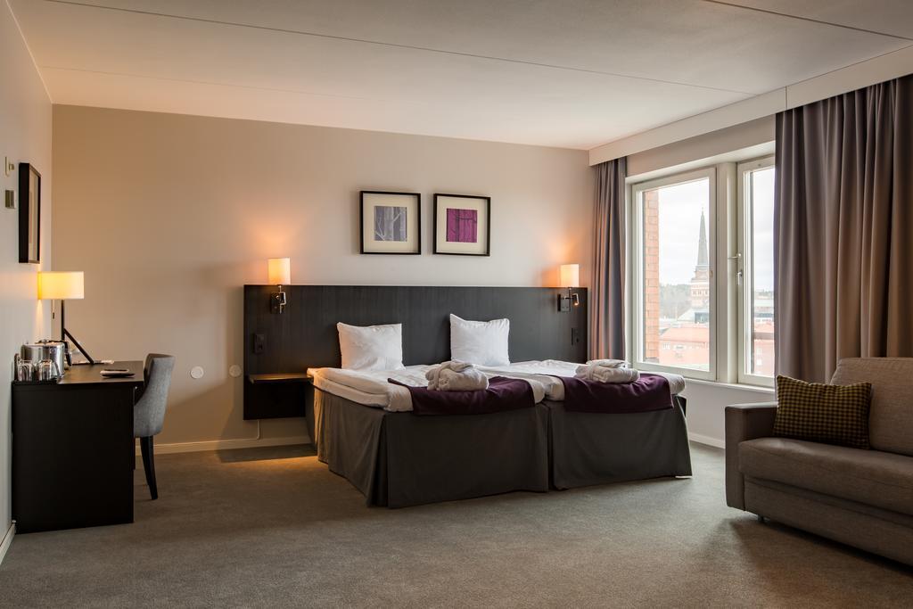 Best Western Plus Hotel Plaza Västerås Екстериор снимка